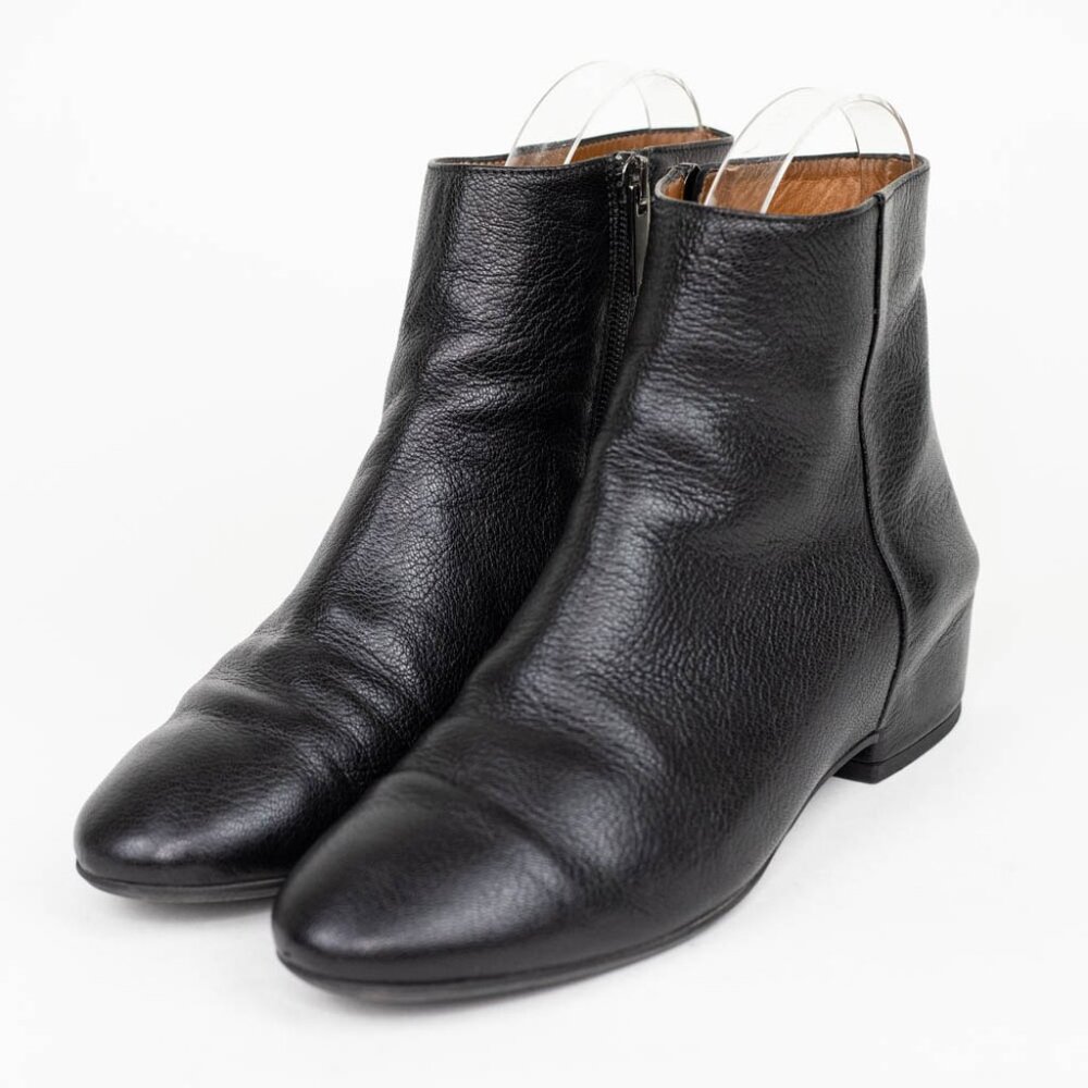 Aquatalia Ulyssa Leather Boots Pebble Black Ankle Boots Bootie Side Zip Size 7.5